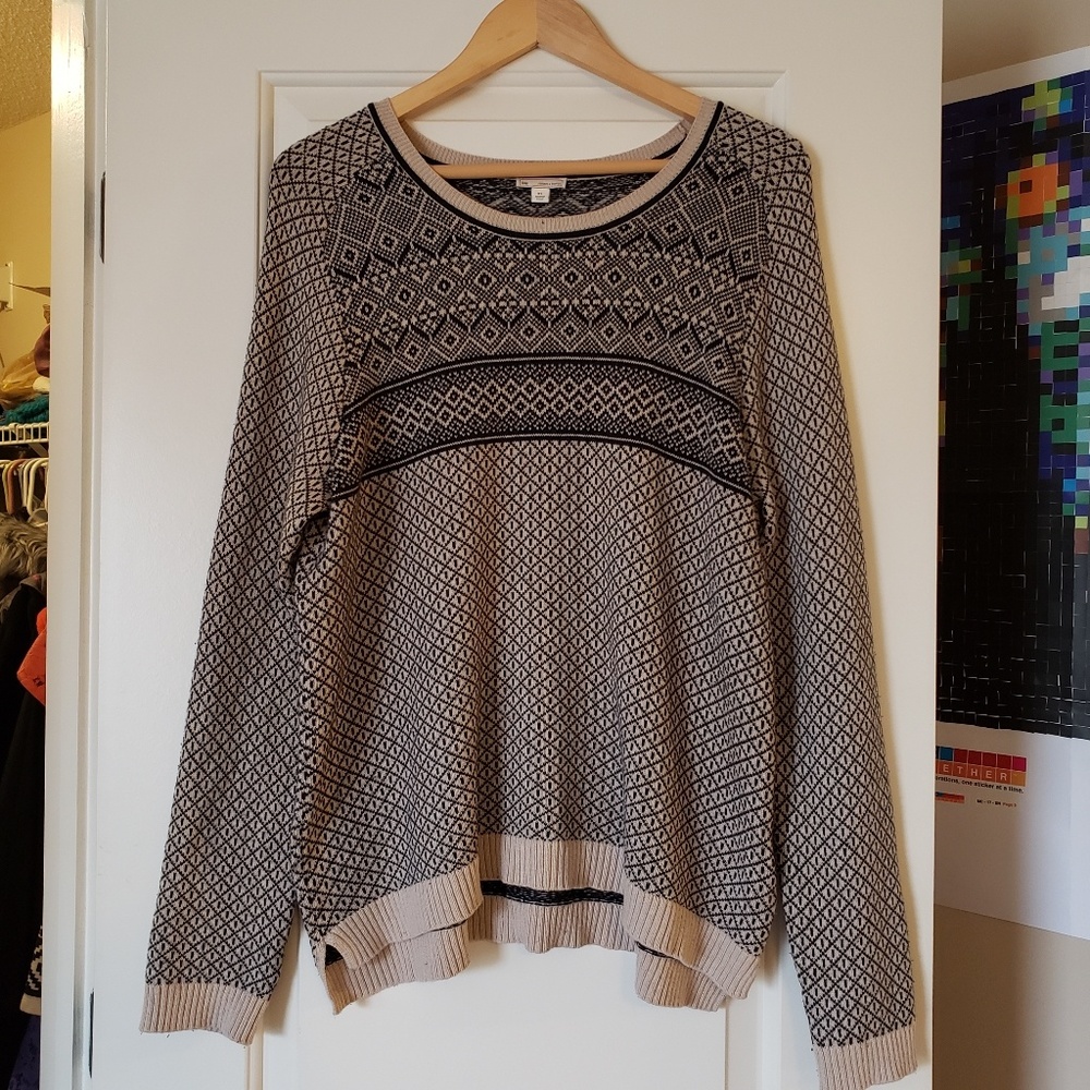 Patterned sweater